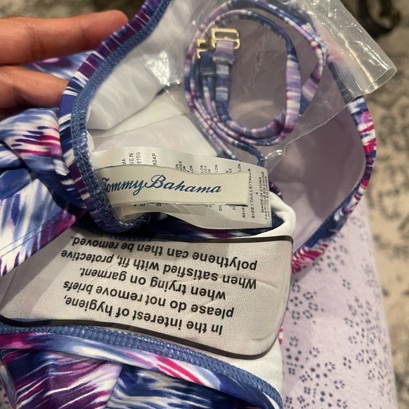 Tommy Bahama Women's Mirage Bandeau Tie Dye One-Piece Swimsuit Size 4 NWOT - Picture 9 of 9